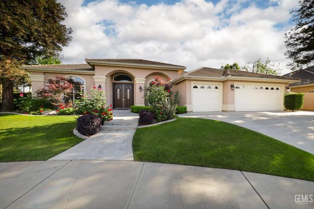 8907 Cashmere Court, Bakersfield, CA 93312