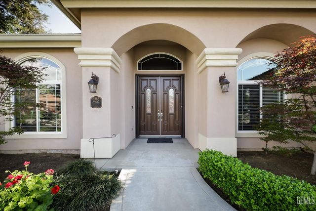 8907 Cashmere Court, Bakersfield, CA 93312