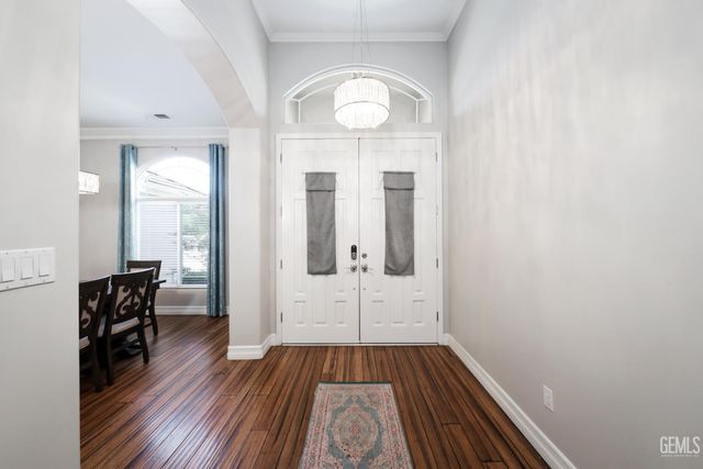 8907 Cashmere Court, Bakersfield, CA 93312