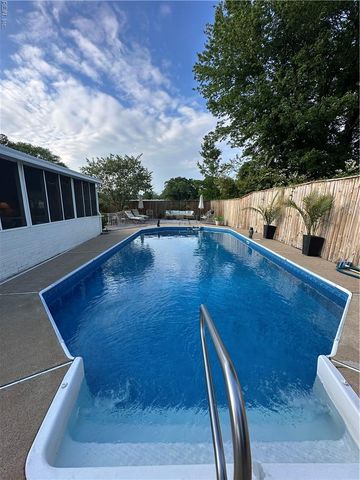 415 Cornwall RD, Portsmouth, VA 23701