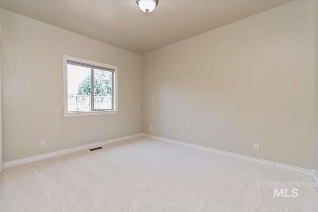 1864 E Meadow Creek Dr, Meridian, ID 83646