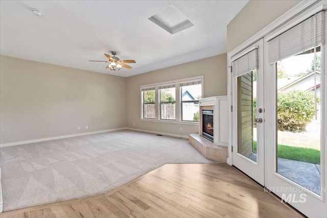 1864 E Meadow Creek Dr, Meridian, ID 83646