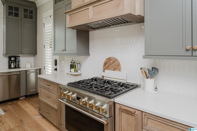 579 PRESERVE WAY, Hoover, AL 35226