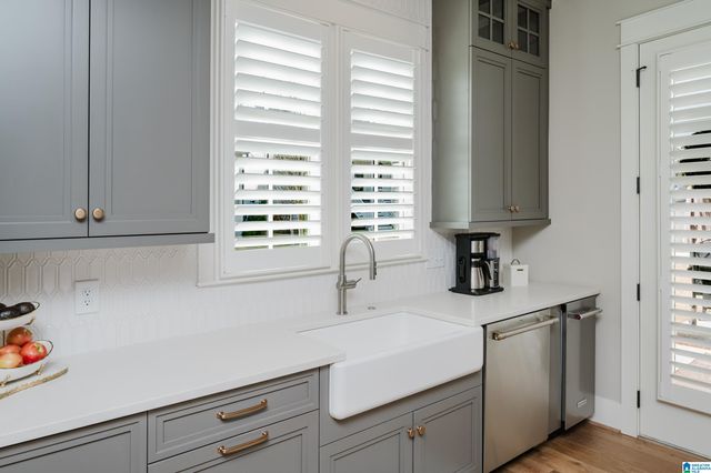 579 PRESERVE WAY, Hoover, AL 35226