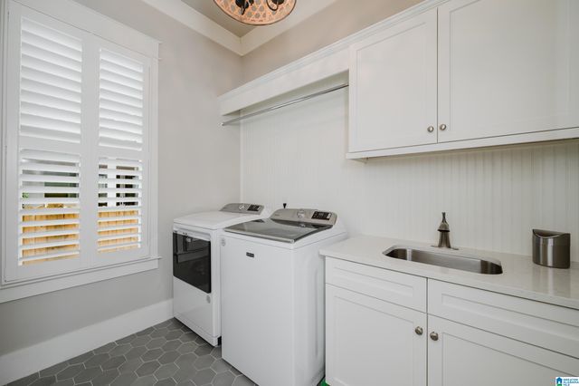 579 PRESERVE WAY, Hoover, AL 35226