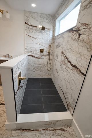 831 Spyglass Hill Drive, Bedford, IN 47421