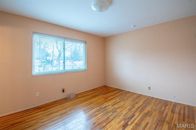 11648 VILLA DORADO Drive, St Louis, MO 63146