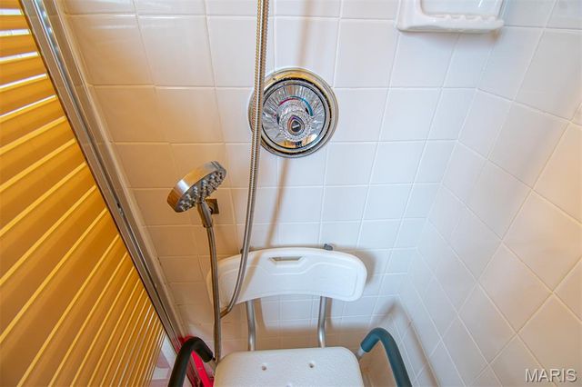 11648 VILLA DORADO Drive, St Louis, MO 63146