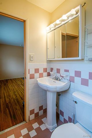 11648 VILLA DORADO Drive, St Louis, MO 63146