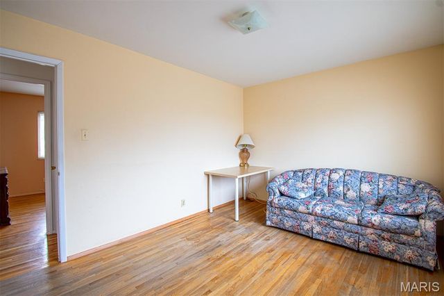 11648 VILLA DORADO Drive, St Louis, MO 63146