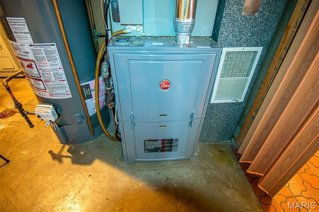 11648 VILLA DORADO Drive, St Louis, MO 63146