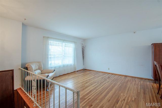 11648 VILLA DORADO Drive, St Louis, MO 63146