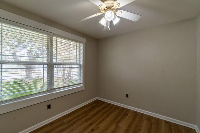 236 NE Bradley Drive, Fort Walton Beach, FL 32547