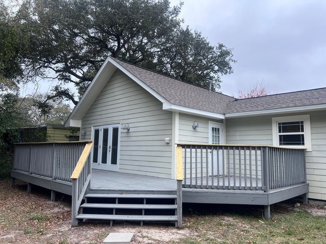 236 NE Bradley Drive, Fort Walton Beach, FL 32547