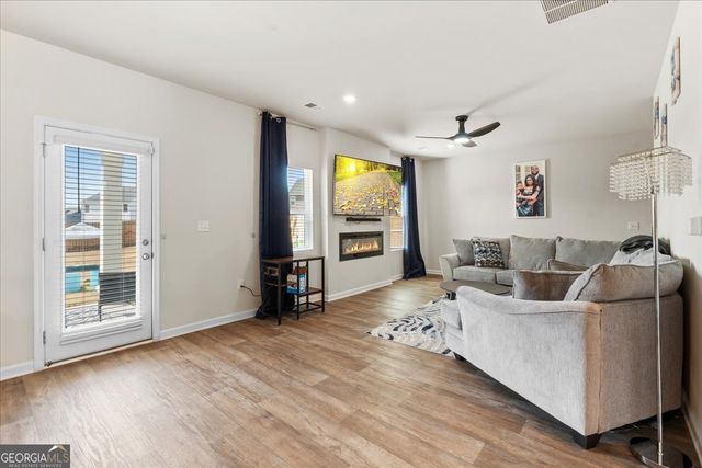 104 Red Barn Court, Perry, GA 31069