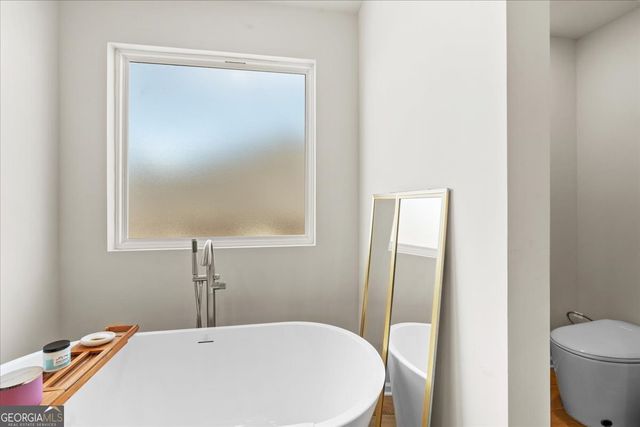 104 Red Barn Court, Perry, GA 31069