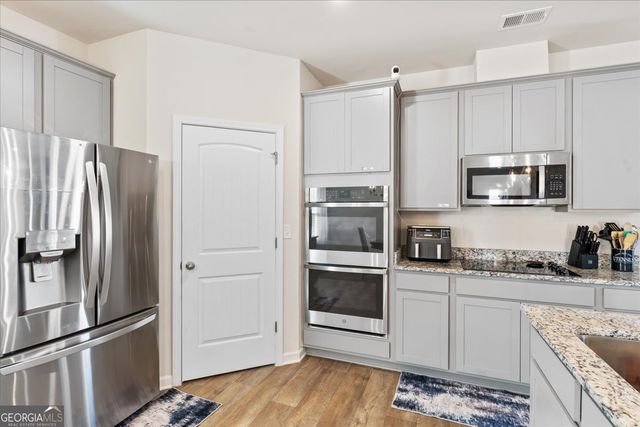 104 Red Barn Court, Perry, GA 31069