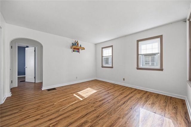 221 Florence Avenue, Greece, NY 14616