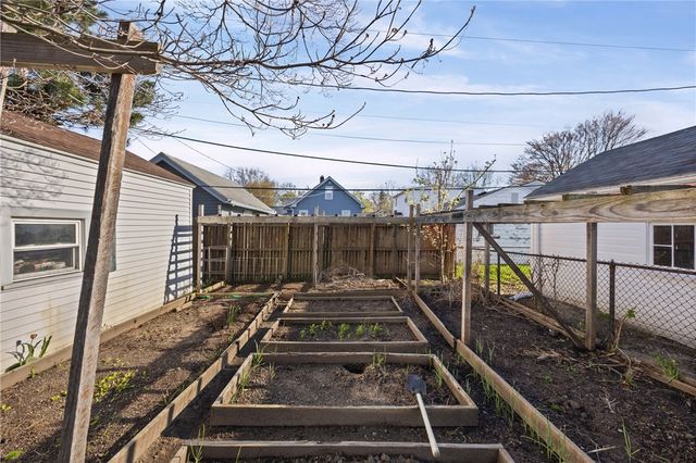 221 Florence Avenue, Greece, NY 14616