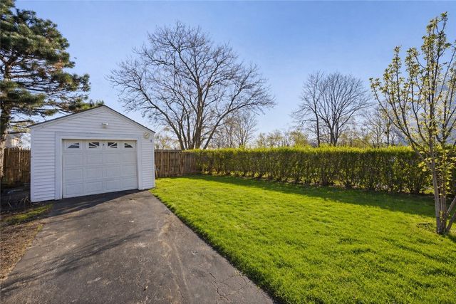 221 Florence Avenue, Greece, NY 14616