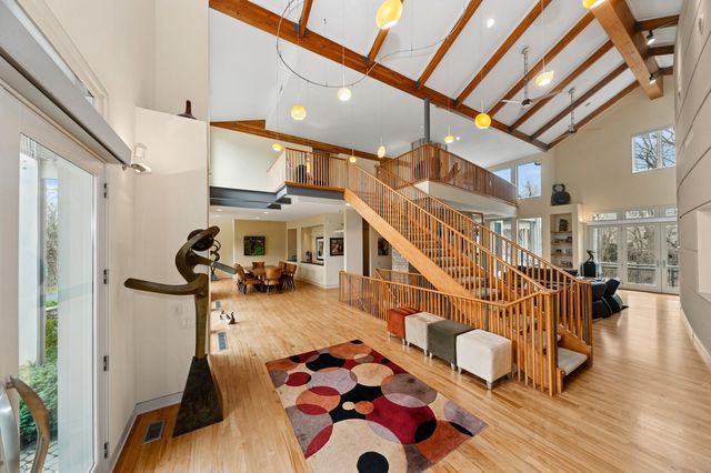 282 Linden Park Place, Highland Park, IL 60035