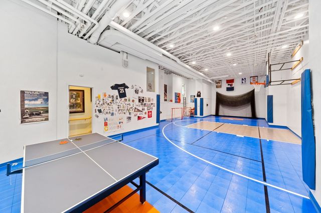 282 Linden Park Place, Highland Park, IL 60035