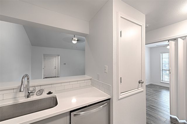 8545 Midpark Road 2, Dallas, TX 75240