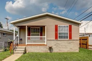 2040 Reo Avenue, Lincoln Park, MI 48146