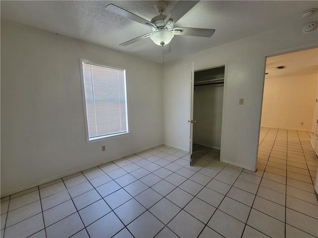 1609 Jones ST A, Taylor, TX 76574
