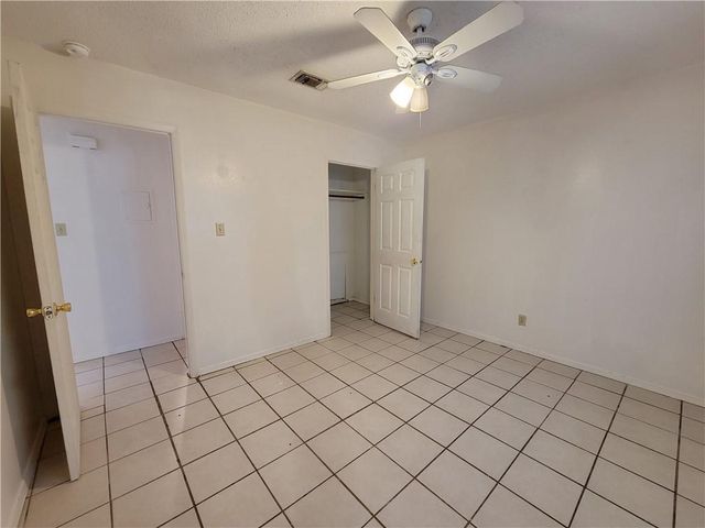 1609 Jones ST A, Taylor, TX 76574