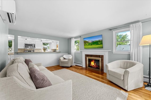 11 Lookout Avenue, Natick, MA 01760