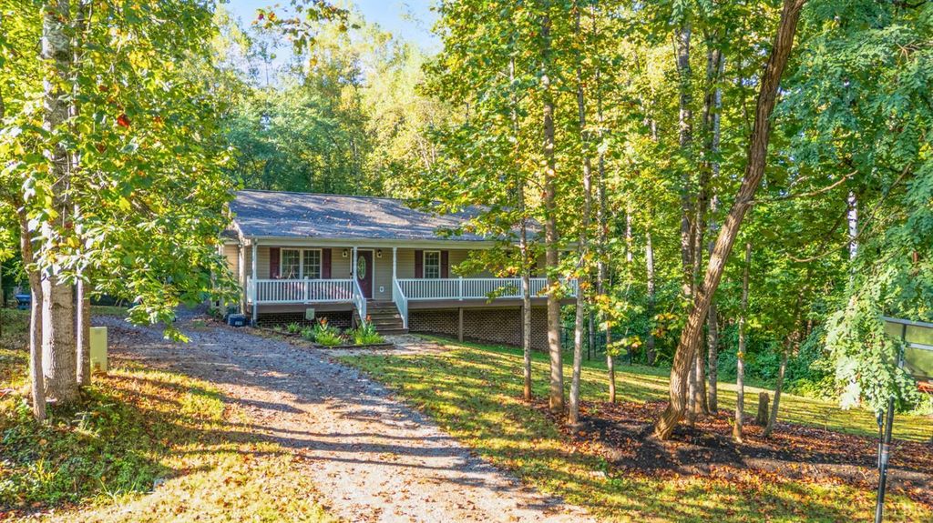 109 Blumont dr, Lynchburg, VA 24503