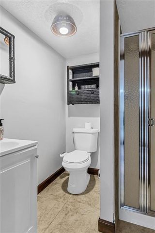 1261 NE 81st Street, Kansas City, MO 64118