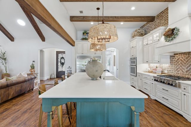 904 Fincher Trail, Argyle, TX 76226