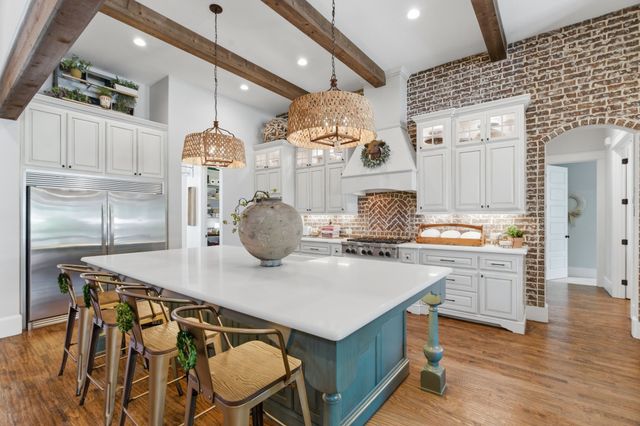 904 Fincher Trail, Argyle, TX 76226