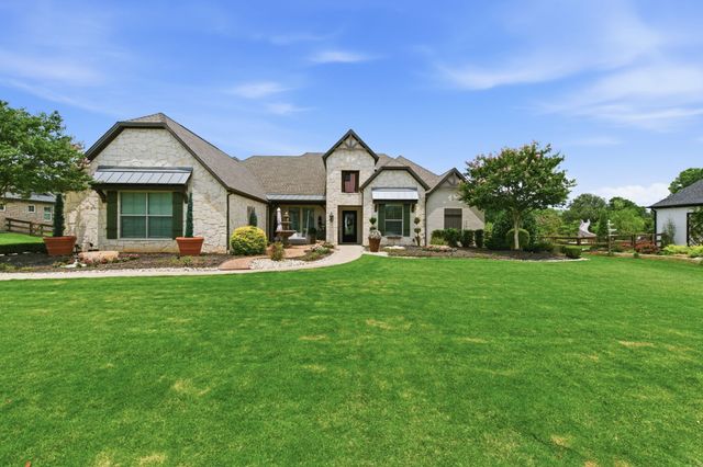 904 Fincher Trail, Argyle, TX 76226