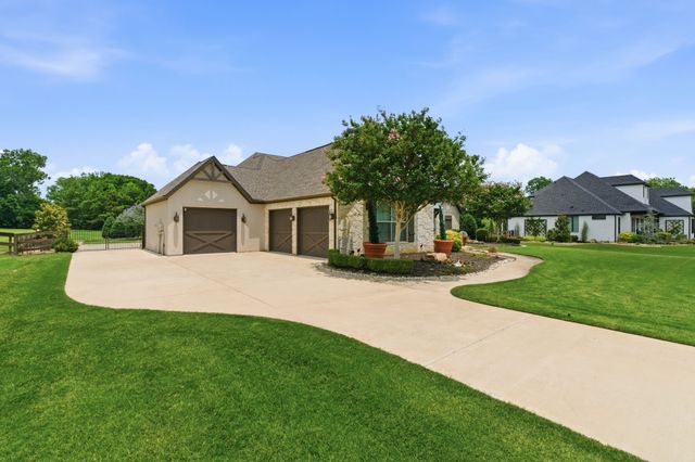 904 Fincher Trail, Argyle, TX 76226