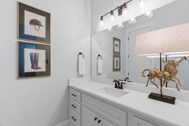 904 Fincher Trail, Argyle, TX 76226