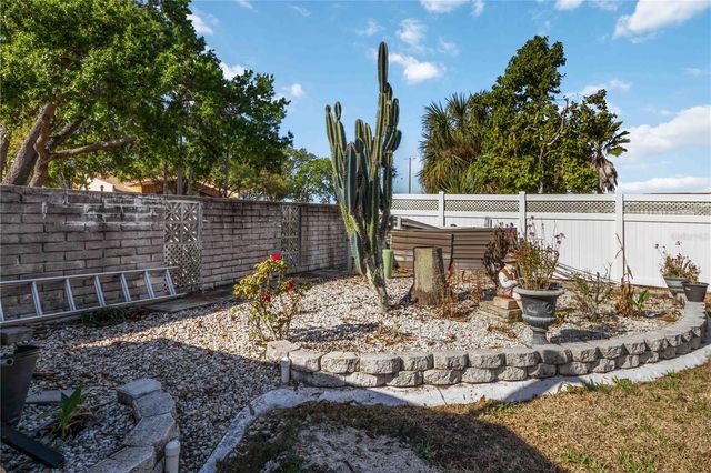 1010 FORDHAM DRIVE, Sun City Center, FL 33573