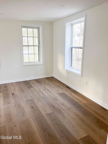 34 Center Street, Ballston Spa, NY 12020