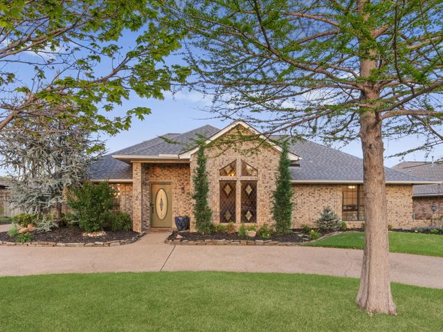 4644 Ridgeside Drive, North Richland Hills, TX 76180