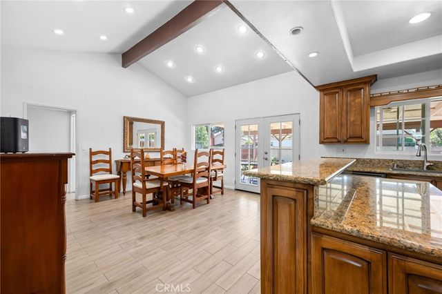 1099 Salinas, Costa Mesa, CA 92626