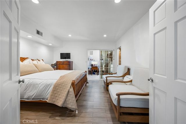 1099 Salinas, Costa Mesa, CA 92626