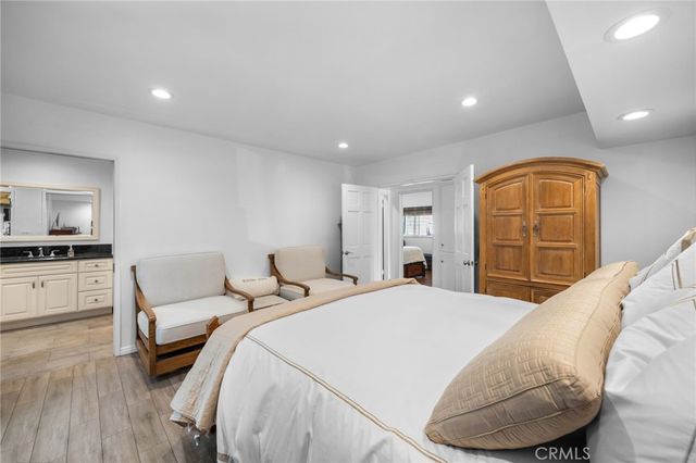 1099 Salinas, Costa Mesa, CA 92626