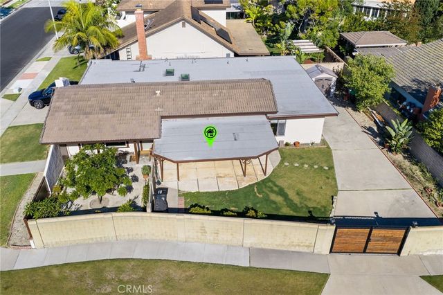 1099 Salinas, Costa Mesa, CA 92626