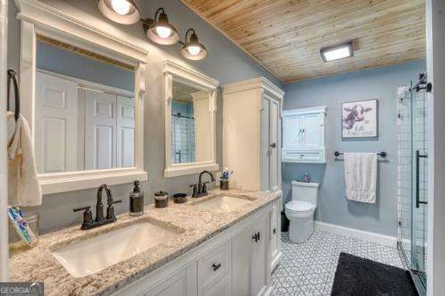 2502 Kelley Lane, Hiawassee, GA 30546