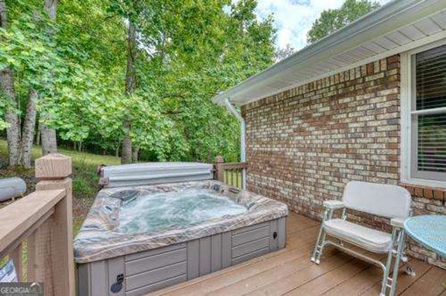 2502 Kelley Lane, Hiawassee, GA 30546