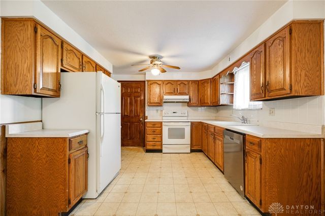 3930 Liebherr Drive, Beavercreek, OH 45430