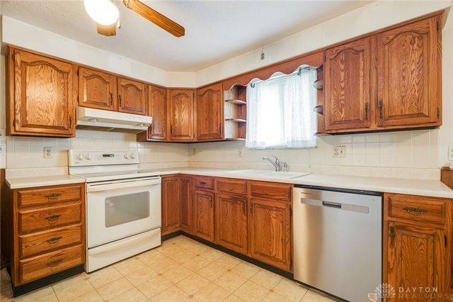 3930 Liebherr Drive, Beavercreek, OH 45430