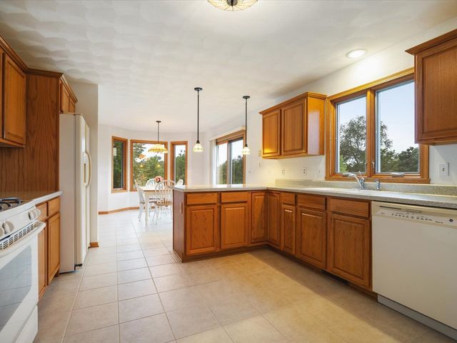 12470 ARROWWOOD Lane, Belvidere, IL 61008